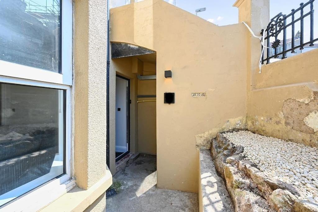 Stunning Spacious Duplex With Garden 141A Hastings Bagian luar foto